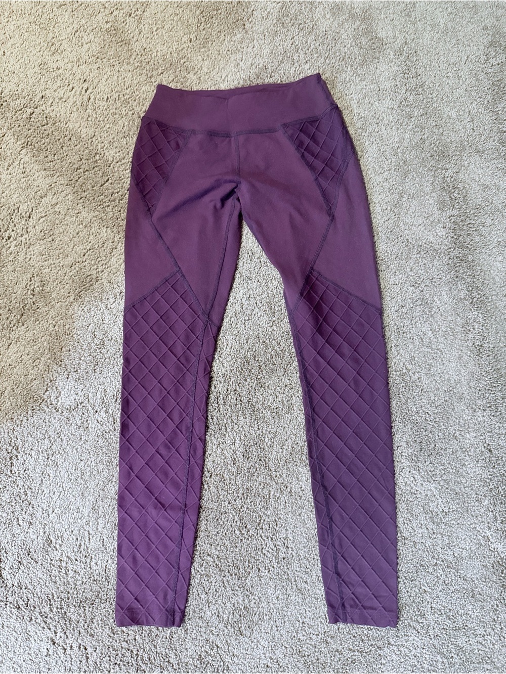 Beyond Yoga Diamond/Lattice Print Leggings